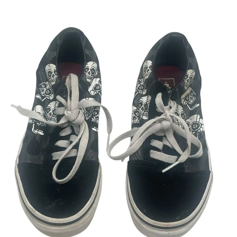 Boys Black Skeleton Low Top Vans Size 3